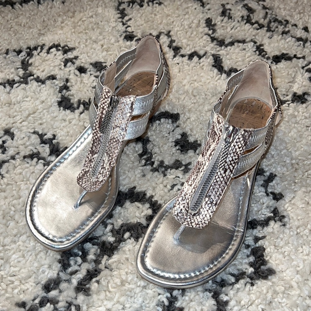 Donald J. Pliner Snakeskin leather & metallic silver wedge sandals Size 9